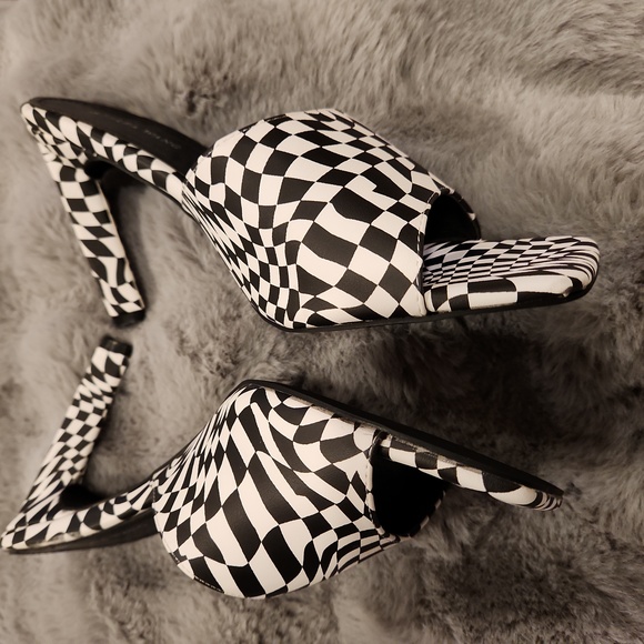 Azalea Wang Size 11 Square Toe Faux Leather Mule Pumps. NIB - Picture 2 of 9